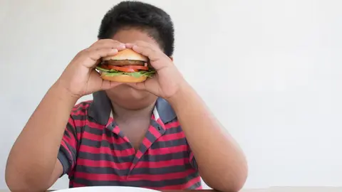 Desmiente SEP que 'comida chatarra' regrese a las escuelas públicas y privadas