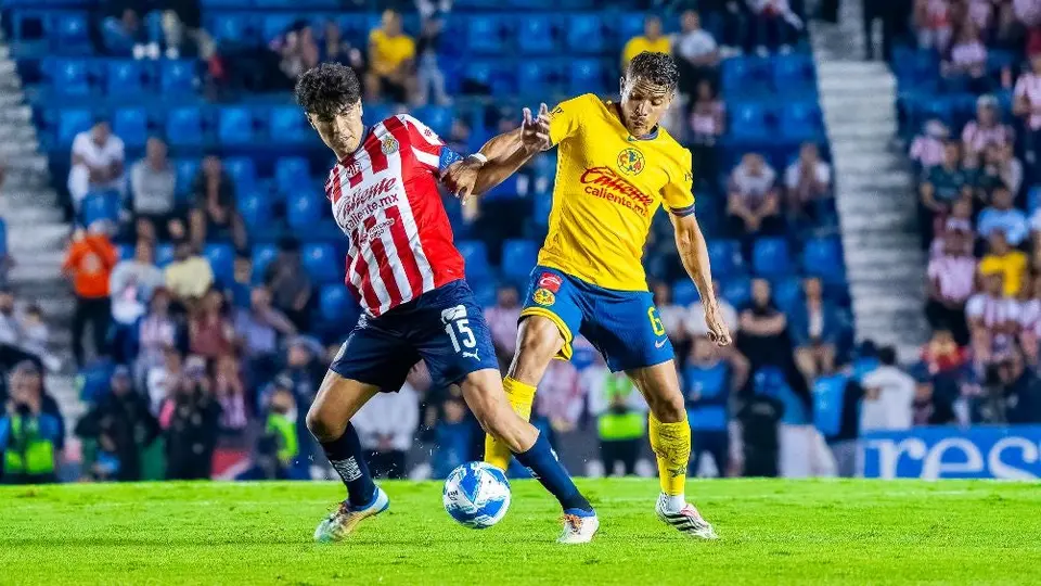 ¡RÉCORD y Volaris te llevan al Clásico Nacional! Descubre aquí cómo participar
