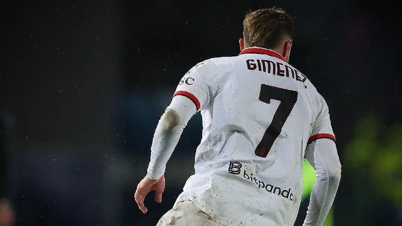 Gol de Santiago Giménez provoca tremenda reacción de narradores en Italia