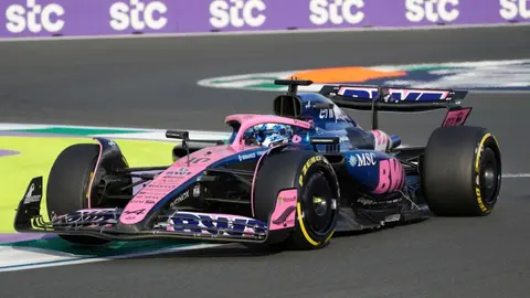 Pierre Gasly y Alpine sorprenden en la FP1 de Arabia Saudita