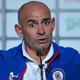 Paco Jémez, exentrenador de Cruz Azul, se hace viral por comparar estadísticas con ropa interior femenina