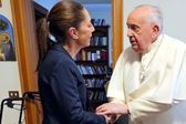 Claudia Sheinbaum envía mensaje al Papa Francisco deseándole pronta recuperación