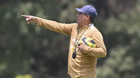 Efraín Juárez revela que lo buscaron en Bélgica tras firmar con Pumas