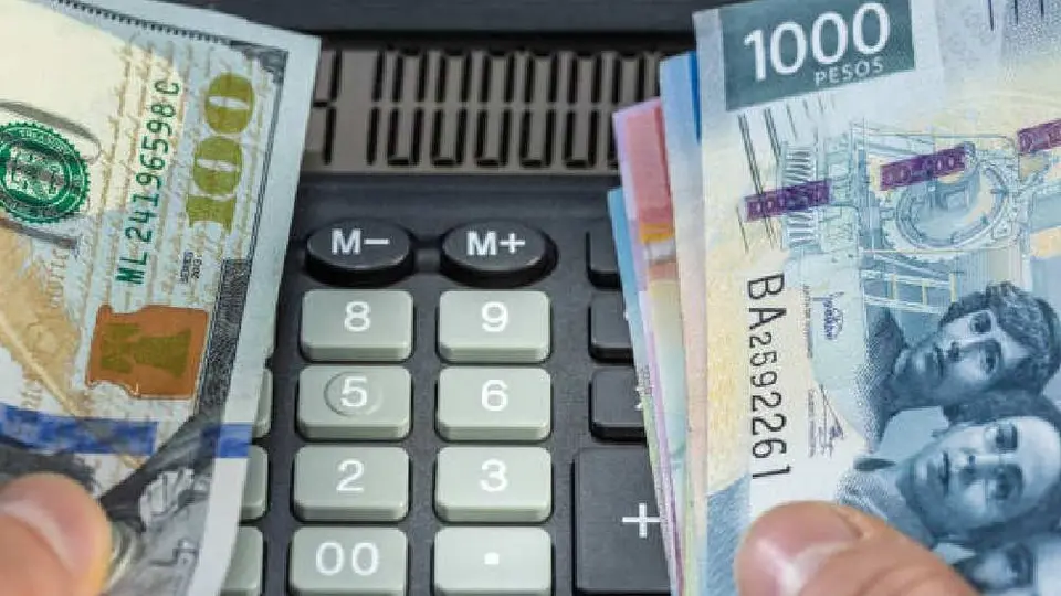 Peso mexicano se mantiene estable frente al dólar: cotiza en $20.06