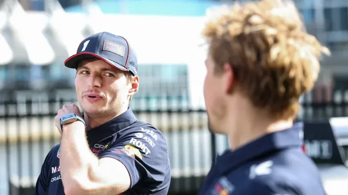 Verstappen no está de acuerdo con las formas en que Red Bull manejó la salida de Liam Lawson