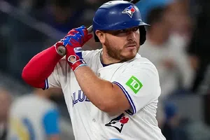 Alejandro Kirk extiende contrato con Blue Jays