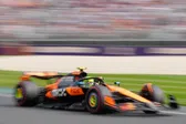 Lando Norris logra la pole en Australia por delante de Piastri; Lawson eliminado con Red Bull en Q1