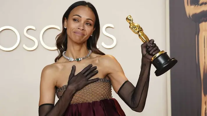 Zoe Saldaña pide perdón a mexicanos por ‘Emilia Pérez’, pero no se arrepiente de participar en la película