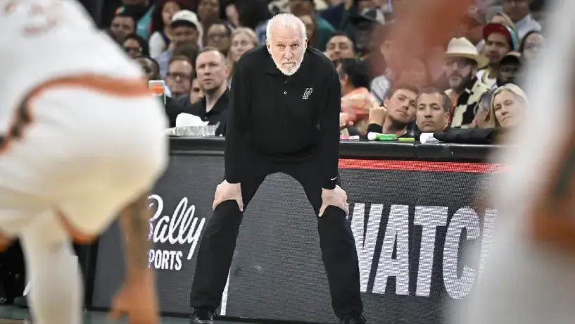 Gregg Popovich, coach de San Antonio Spurs, sale del hospital tras sufrir derrame cerebral