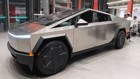 Tesla está retirando del mercado 46 mil vehículos Cybertruck debido a un riesgo de seguridad