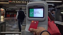 Metro de la CDMX: Usuarios denuncian cobros injustificados, ¡Hasta 5 cargos a su tarjeta al día!