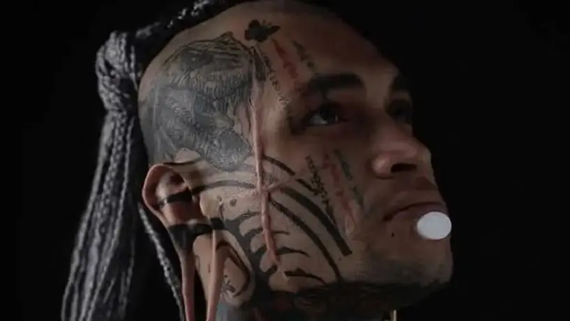 Muere Gattoo Moreno, famoso tatuador mexicano, a los 26 años