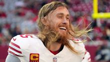 George Kittle y Fred Warner intentan reclutar a Myles Garrett tras su solicitud de canje