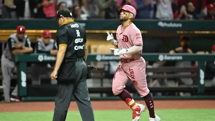 Los Diablos Rojos del México protagonizaron un regreso impactante para vencer 12-7 a Piratas
