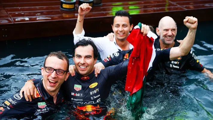 ¡No lo superan! Fórmula 1 recuerda victoria de Checo Pérez en Mónaco