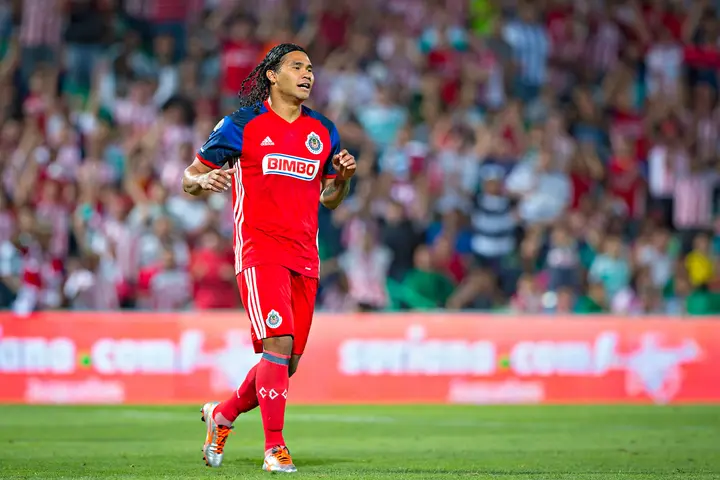 Gullit Peña en su paso por Chivas | IMAGO7