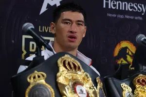 CMB 'amenaza' a Dmitry Bivol con quitarle su cinturón si no enfrenta a David Benavidez