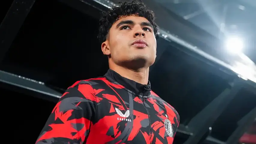 Stephano Carrillo fue titular en la victoria de Feyenoord Sub 21 | X: CAPTURA DE PANTALLA
