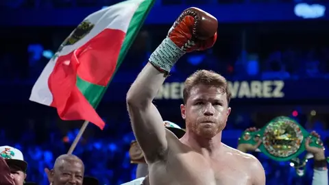 Mike Tyson sobre 'Canelo' Álvarez: 'No quiere pelear con David Benavidez'
