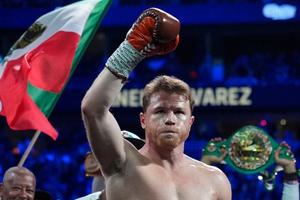 Mike Tyson sobre 'Canelo' Álvarez: 'No quiere pelear con David Benavidez'
