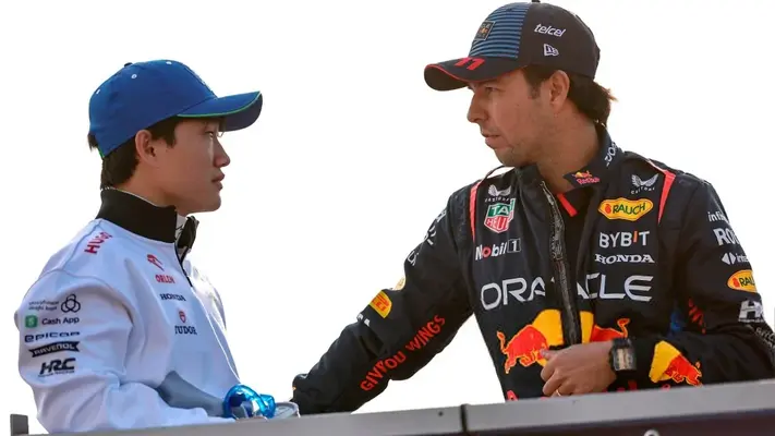 ¡No lo olvidan! Afición en Japón no olvida a Checo Pérez, pese a apoyar a Yuki Tsunoda