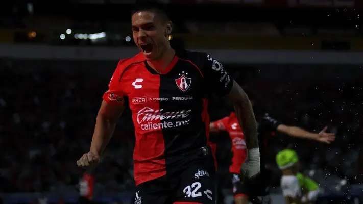 Atlas resurge con triunfo 'in extremis' sobre Puebla