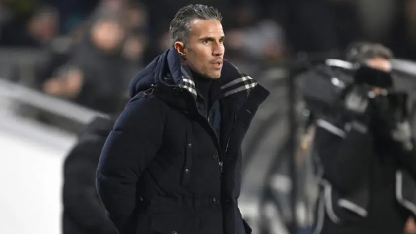 Robin van Persie será nuevo entrenador del Feyenoord | X: @scHeerenveen