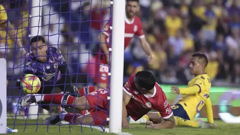 ¿Gol no marcado? Jugada polémica provoca reacción en el América vs Toluca