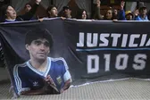 Expareja de Maradona cuestiona internación domiciliaria antes de su muerte: 'Estaba secuestrado'