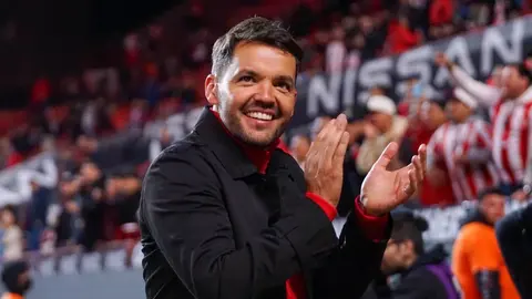 Larcamón “Me siento con la capacidad y los hue… para dirigir a Boca Juniors”.