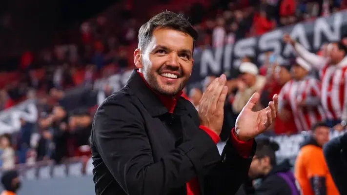 Larcamón “Me siento con la capacidad y los hue… para dirigir a Boca Juniors”.