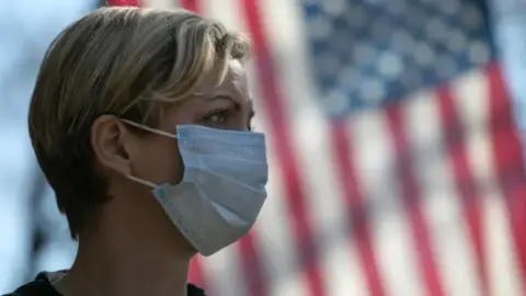 Estados Unidos busca imponer multa de 24.000 millones de dólares a China por el coronavirus