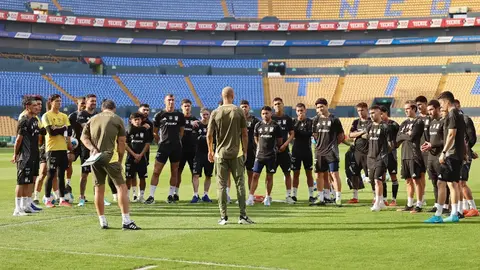 Tigres presume a Guido Pizarro en su primera práctica como DT