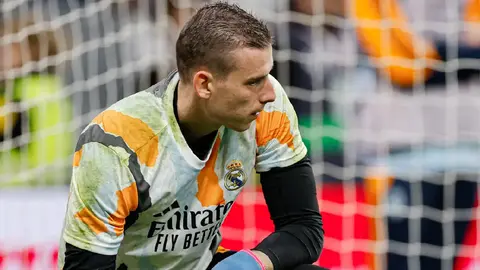 Lunin justifica sus polémicas declaraciones con problema de castellano: "Intentaré mejorar"