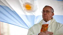 El emotivo último adiós de la AFA al Papa Francisco: "El argentino que jugó para el mundo"