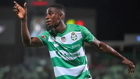 Santos Laguna lleva a Corinthians a la FIFA por Félix Torres