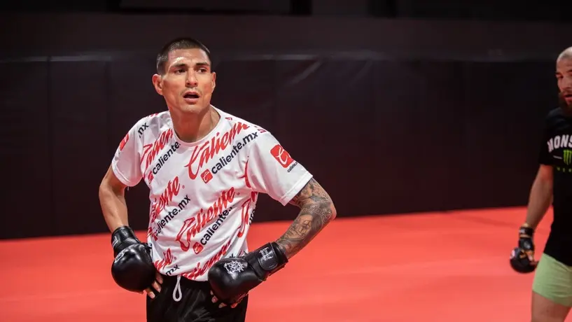 ¡La emoción de la UFC regresa a México  con Caliente.mx!