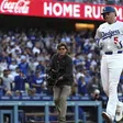 ¿Favorecidos? Aficionados cuestionan a Dodgers: "Los referís van a estar de su lado"