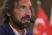 ¿Andrea Pirlo interesa a Chivas para ser su técnico? Esto es lo que se sabe