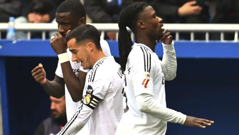 Real Madrid se cuelga del marco y vence por la mínima al Alavés