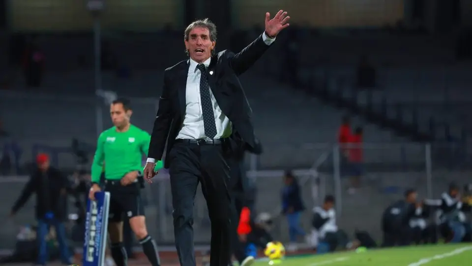 Guillermo Almada alaba a Cruz Azul: 'Tienen uno de los mejores planteles de la Liga MX'