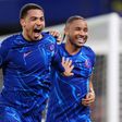 Chelsea aplasta 4-0 a Southampton y se mantiene en la pelea por un boleto a Champions League
