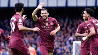 Manchester City vence a Everton y mantiene vivas las esperanzas de clasificar a Champions League