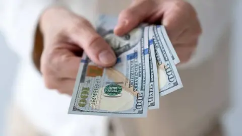 Precio del dólar hoy 13 de mayo: El peso mexicano arranca con una depreciación