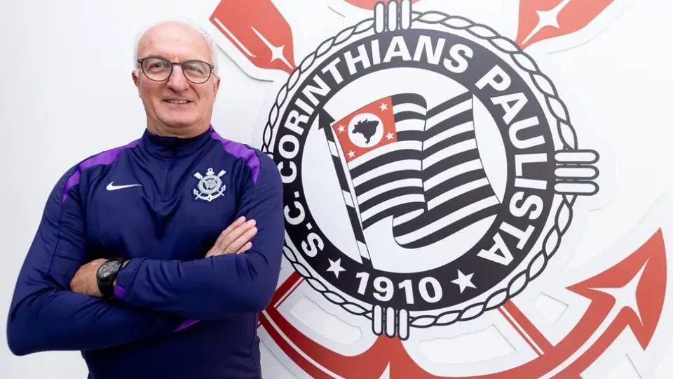 Dorival Júnior, exentrenador de Brasil, presentado como nuevo DT de Corinthians