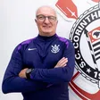 Dorival Júnior, exentrenador de Brasil, presentado como nuevo DT de Corinthians