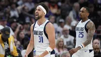 Mavericks vencen a Kings 120-106 y avanzan para enfrentar a Grizzlies en el Play-In