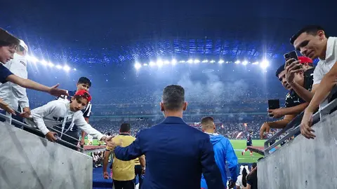 Xavi Hernández y Matías Almeyda los principales candidatos para llegar a Rayados