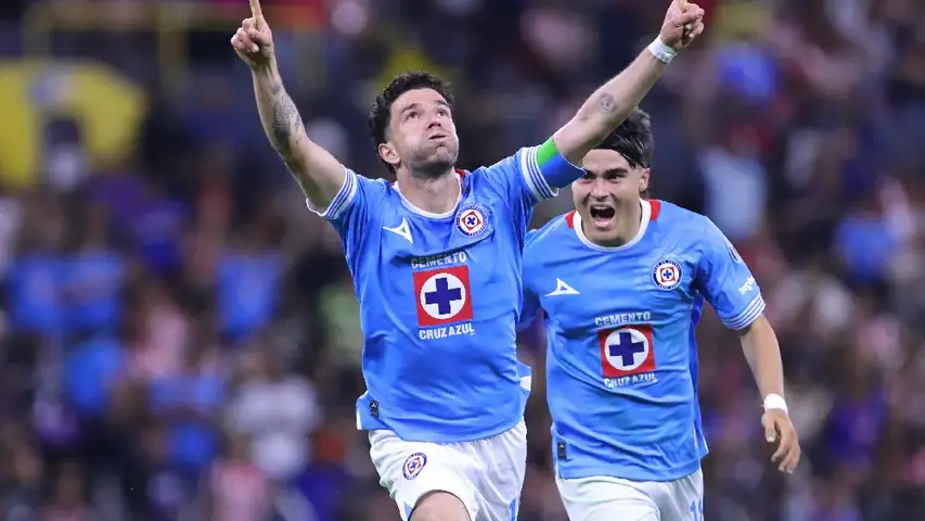 Cruz Azul se impone ante Chivas en el Estadio Jalisco | IMAGO7