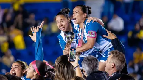 Charlyn Corral, multicampeona de goleo, al fin levanta un título de Liga en su larga carrera